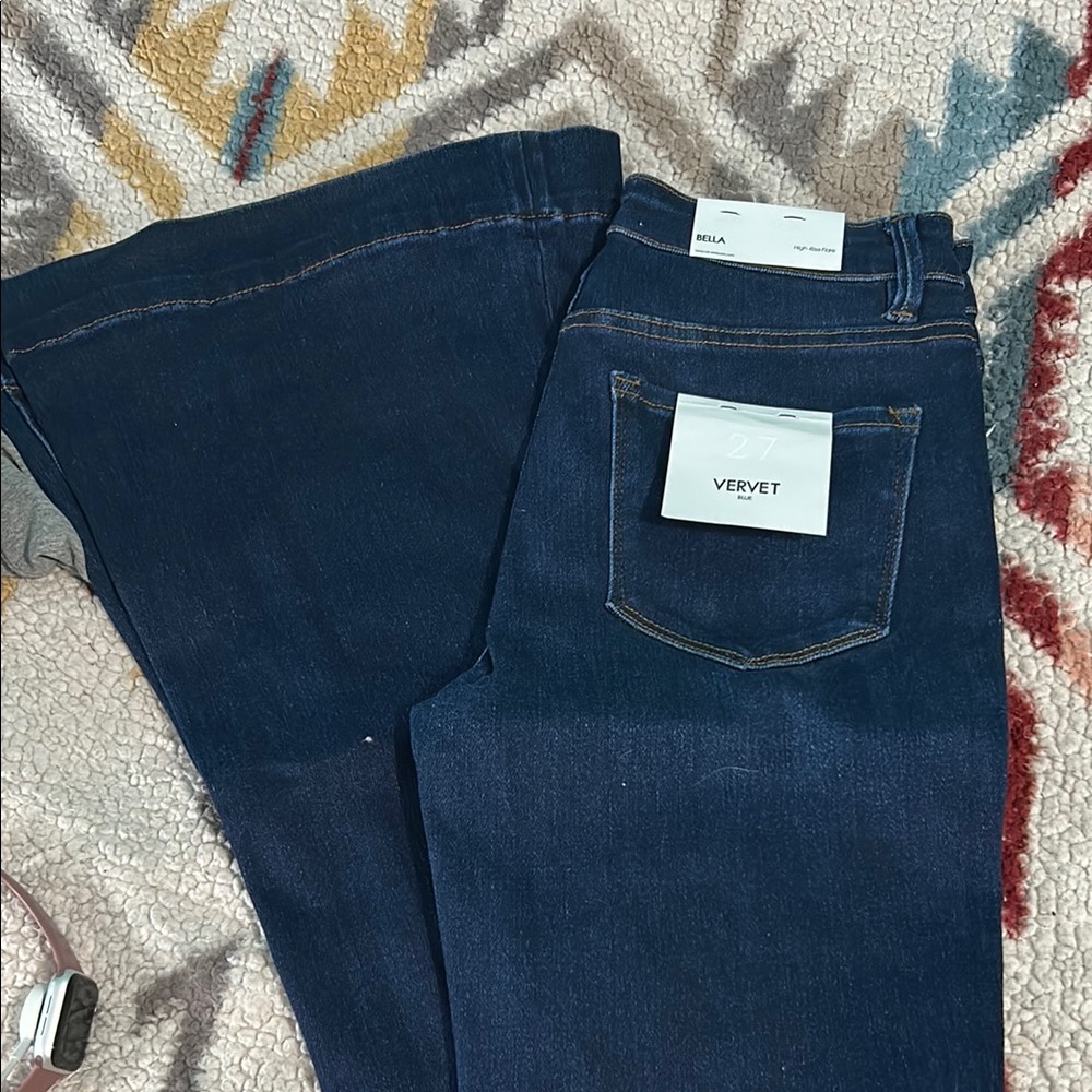 Vervet Dark Blue Denim Jeans